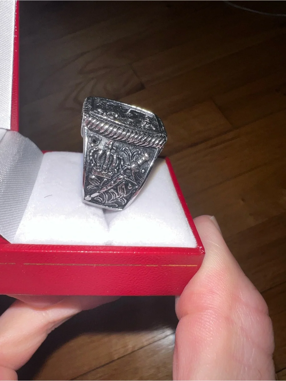 Men’s Vintage Medieval Silver Lion Ring. Size 9.5.